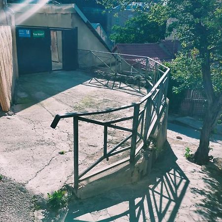 Your Hostel 트빌리시 외부 사진